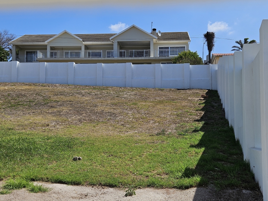 0 Bedroom Property for Sale in Wavecrest Eastern Cape